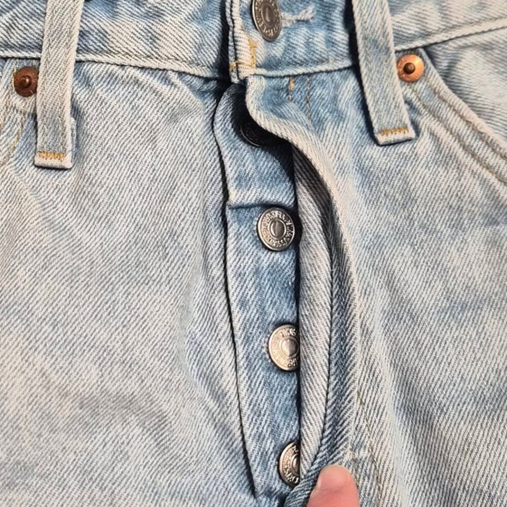 Levi's Light Wash 100% Cotton 501 Distressed Shorts 29 Button Fly - Picture 4 of 6